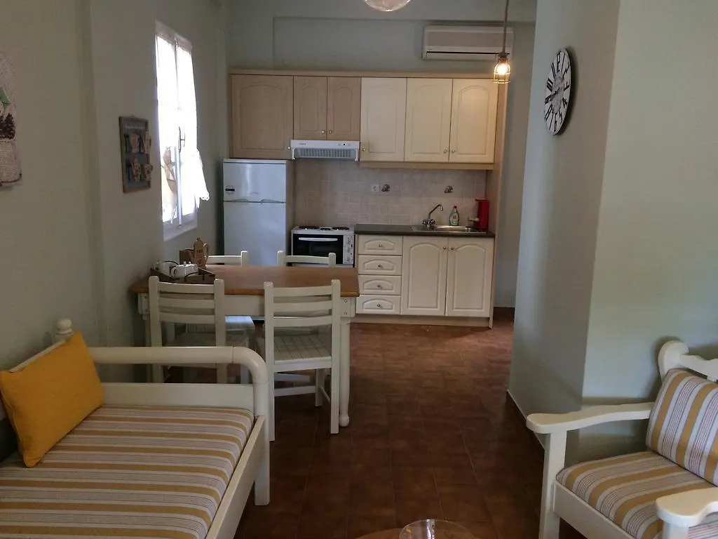 Kiki Apartments Fiskardo